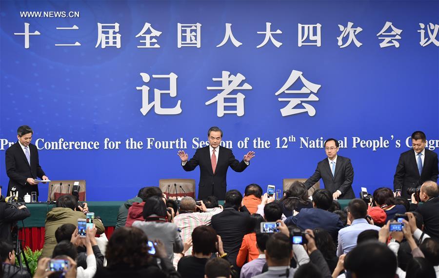 （两会）（2）外交部长王毅就“中国的外交政策和对外关系”答记者问