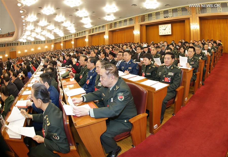 （两会·人大闭幕）（16）十二届全国人大四次会议在北京闭幕