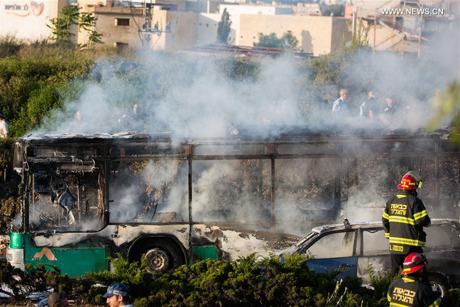 （国际）（1）耶路撒冷公共汽车发生爆炸袭击至少21人受伤 