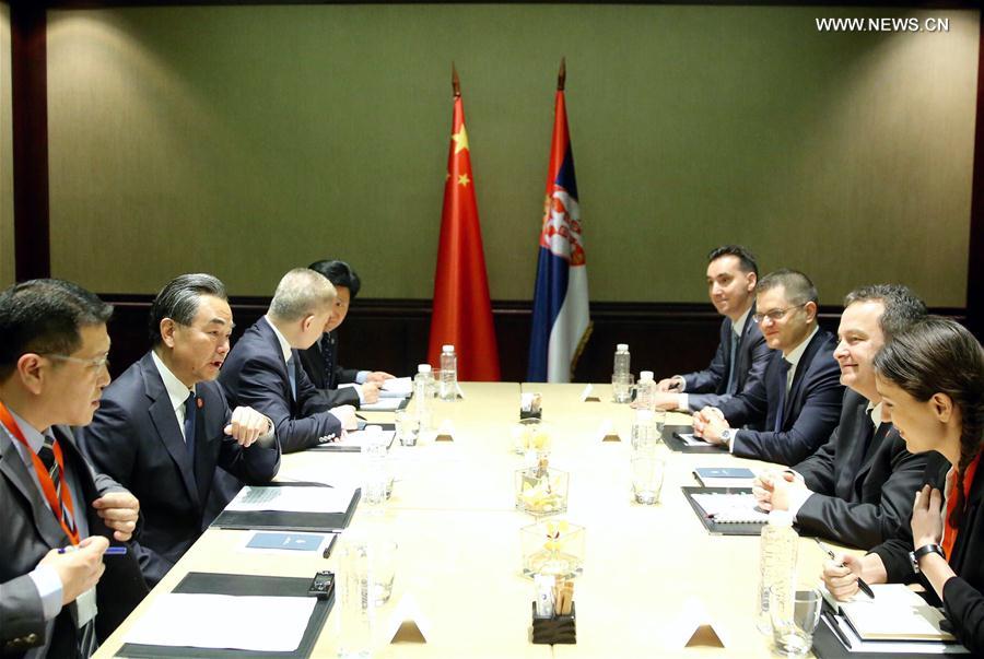 （XHDW）（2）王毅外长会见塞尔维亚第一副总理兼外长达契奇