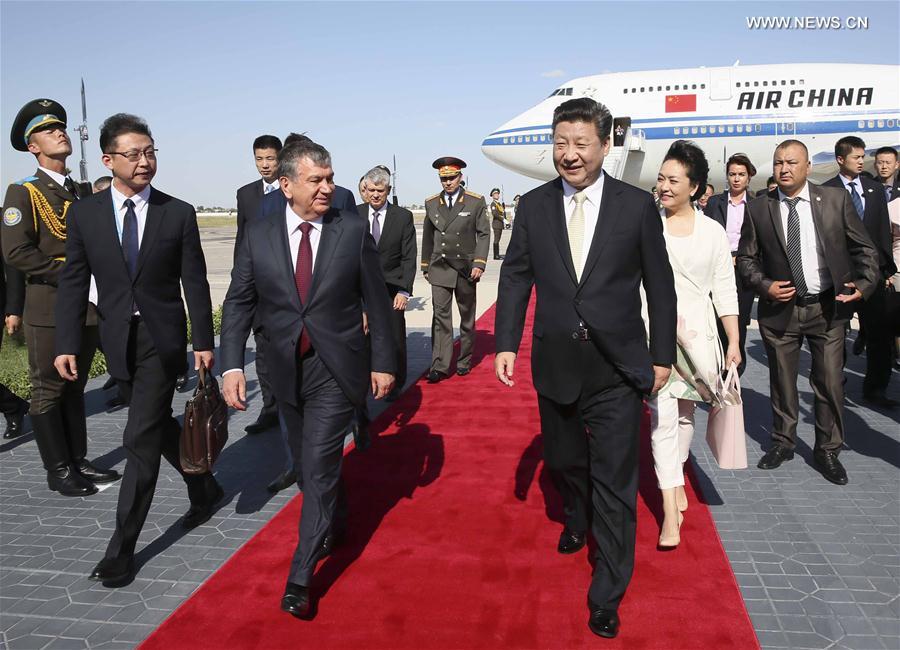 （时政）习近平抵达布哈拉开始对乌兹别克斯坦共和国进行国事访问并出席在塔什干举行的上海合作组织成员国元首理事会第十六次会议
