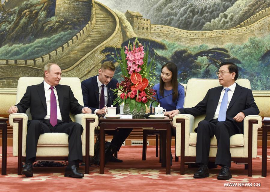 （XHDW）张德江会见俄罗斯总统普京