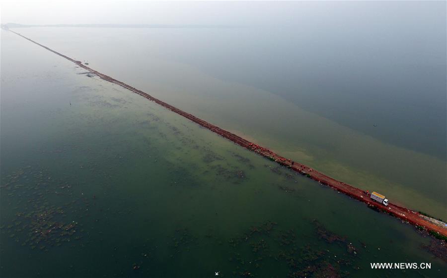 （新华全媒头条）（7）湖北省梁子湖流域的牛山湖正式破垸分洪