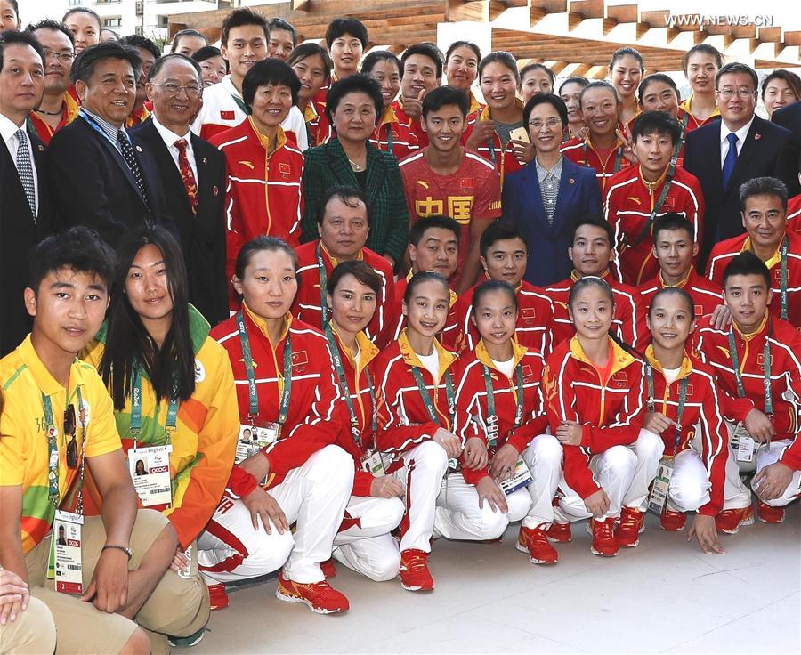 （XHDW）（4）刘延东在里约奥运村看望中国体育代表团