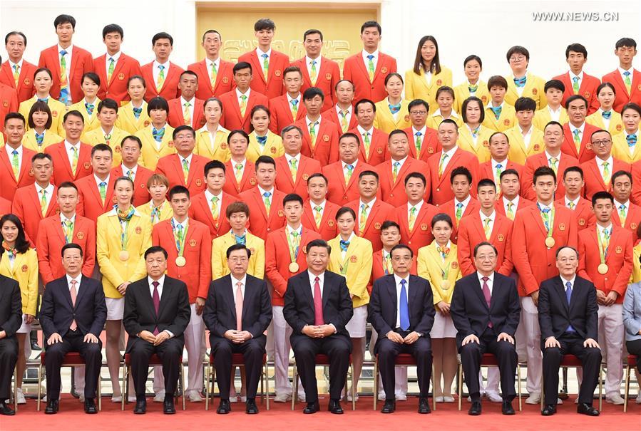 （时政）（2）习近平等会见第31届奥林匹克运动会中国体育代表团全体成员