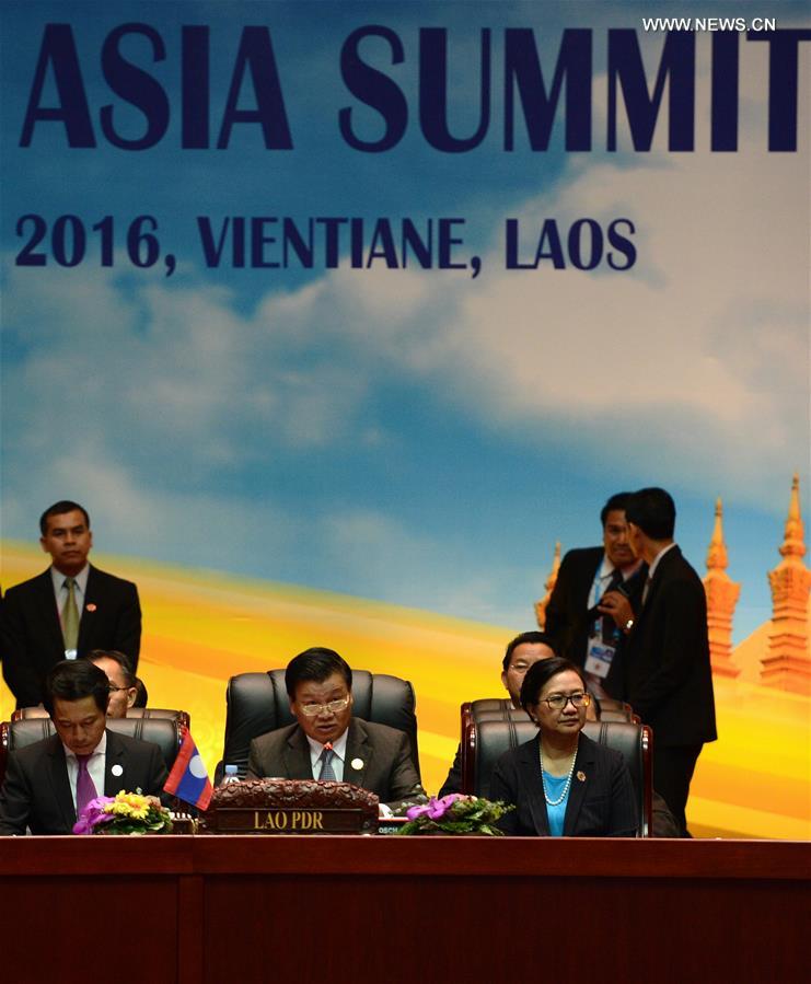 （XHDW）（2）第十一届东亚峰会在万象召开