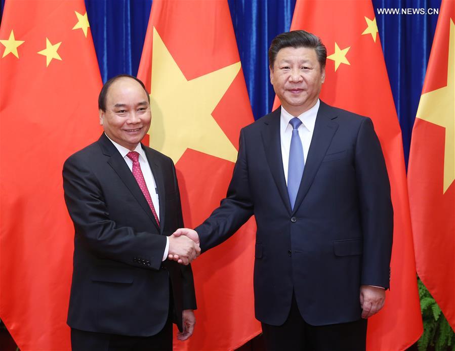 （时政）习近平会见越南总理阮春福