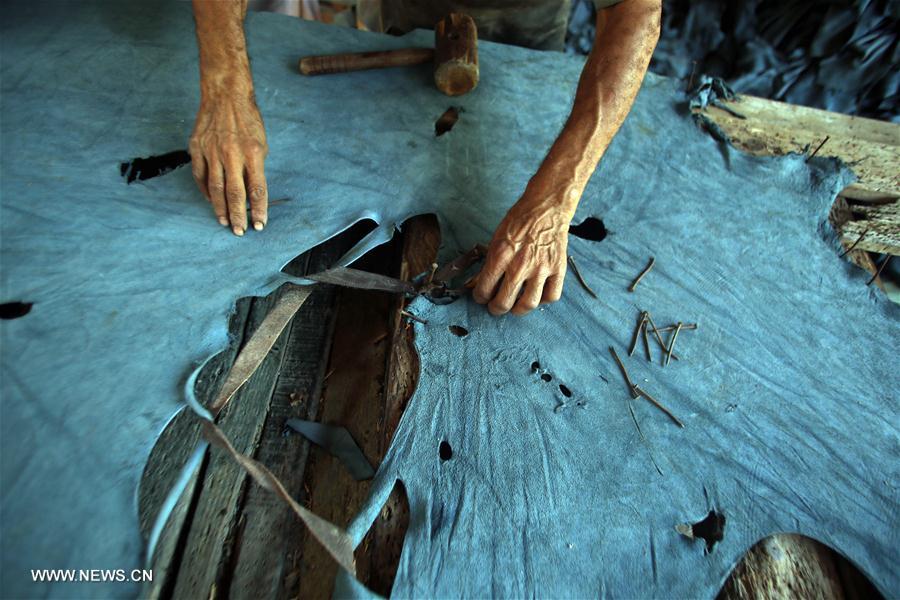 الصورة: نقل المدابغ من قلب القاهرة إلى أطرافها "عملية حضارية وتنموية"