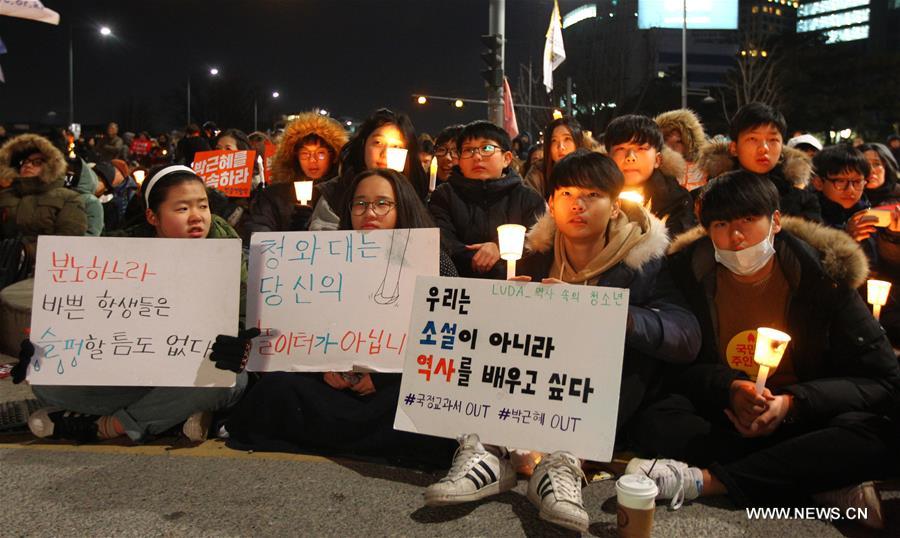 （国际）（9）弹劾决议通过后 韩国民众再次举行大规模集会