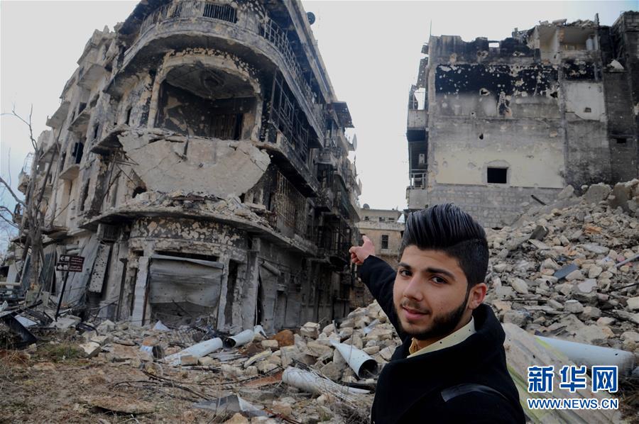 سوريون يزورون مدينة حلب القديمة للمرة الأولى منذ أربع سنوات