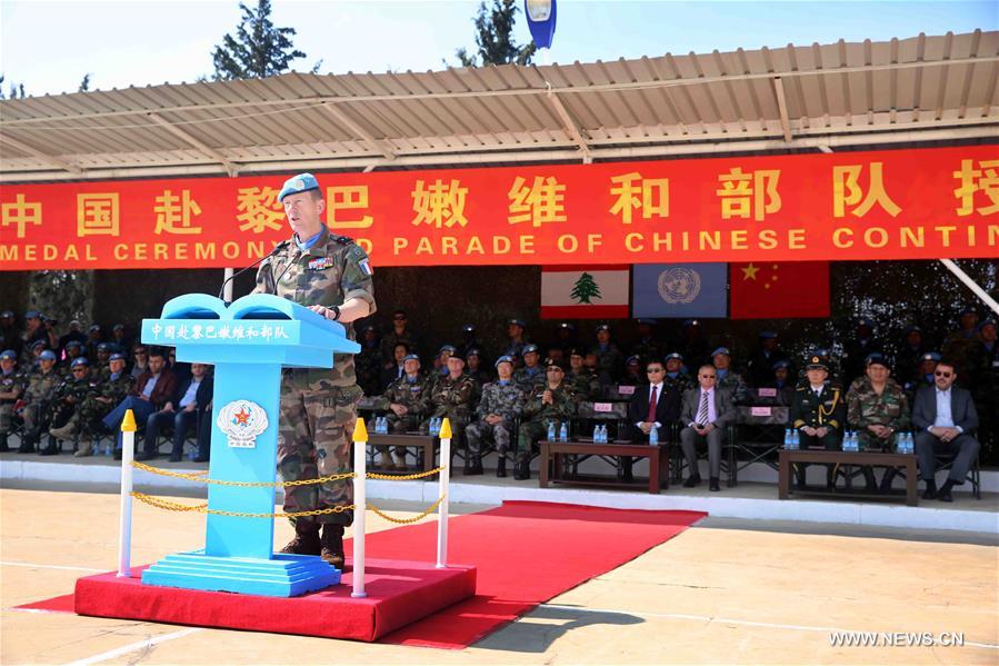 （国际）（2）中国赴黎维和官兵荣获联合国“和平荣誉勋章”