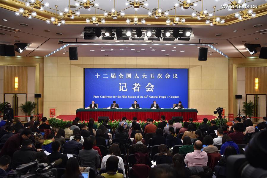 （两会）（3）工业和信息化部部长苗圩等就“推进实施‘中国制造2025’”答记者问