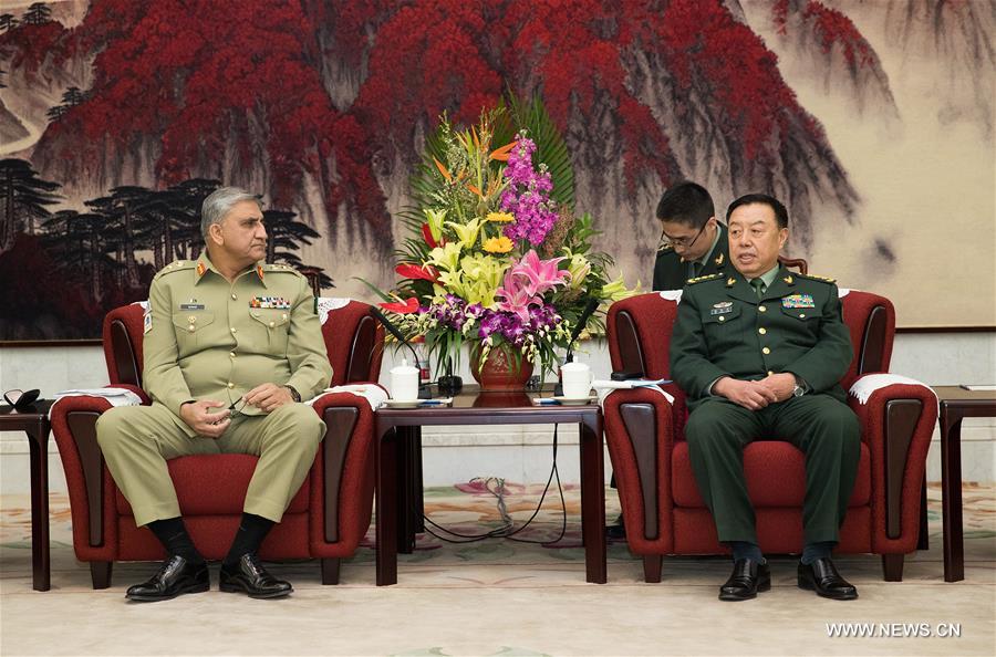 الصورة :الصين وباكستان تبحثان تعزيز التعاون العسكري