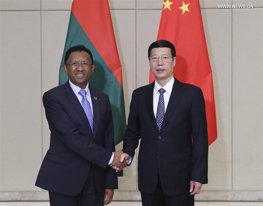 （时政）张高丽会见马达加斯加总统埃里