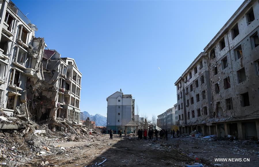 الصورة:ارتفاع قتلى انفجار المبنى السكني في شمالي الصين إلى 5 بانتهاء عمليات البحث 