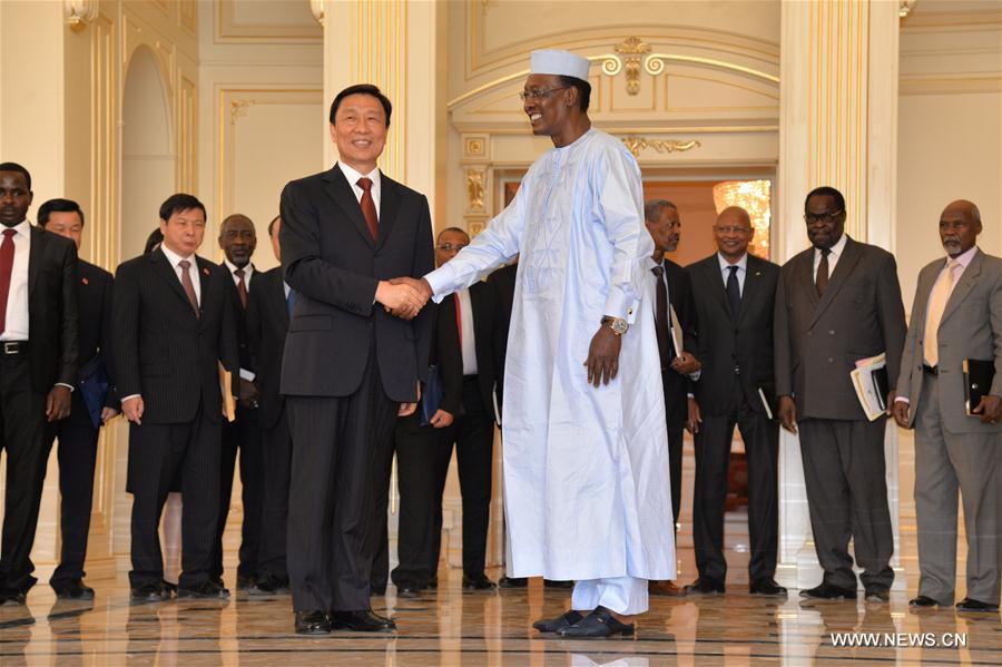 （XHDW）乍得总统代比会见李源潮