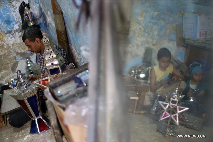 EGYPT-CAIRO-RAMADAN-HANDMADE LANTERNS