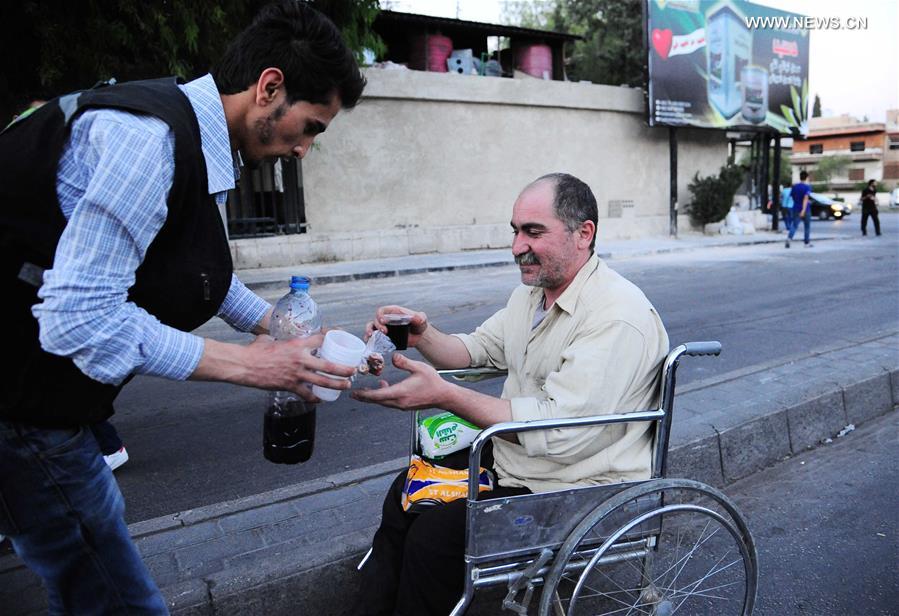 SYRIA-DAMASCUS-RAMADAN-CHARITY