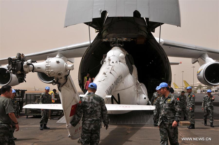 （国际）（3）中国首支维和直升机分队顺利抵达苏丹