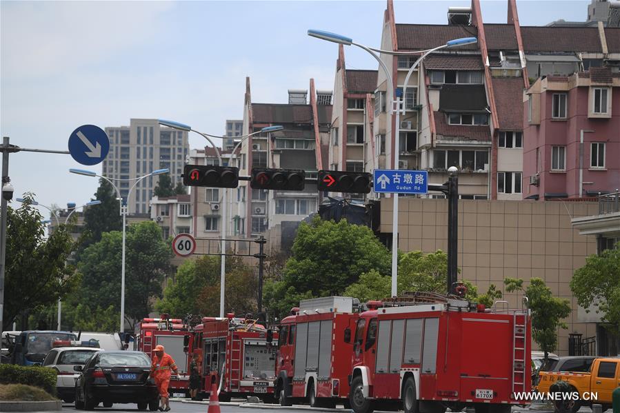 （突发事件）（5）杭州一店铺发生爆燃事故 已致2人死亡55人受伤