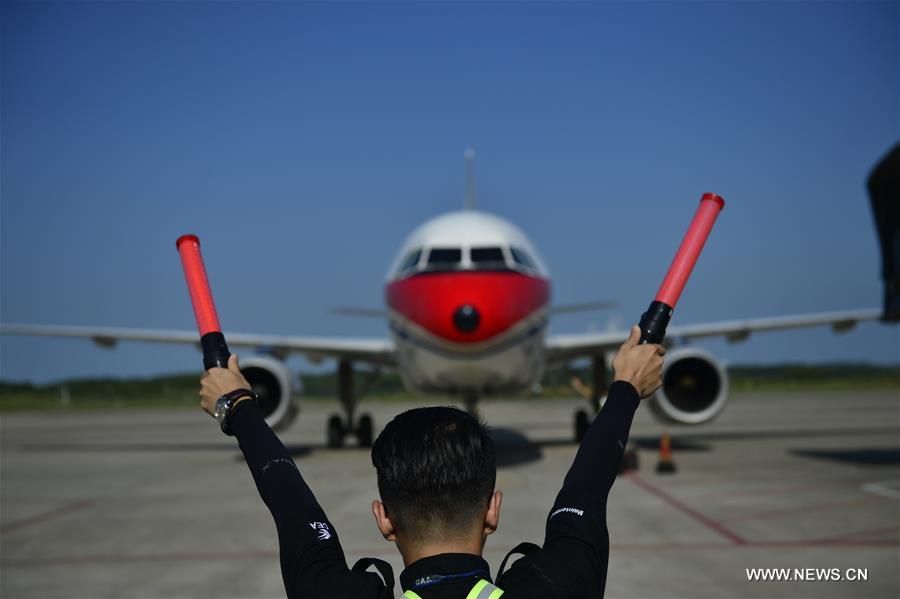 الصورة: شركة طيران صينية تشتري 10 بالمائة من شركة أيرفرانس كاي أل أم 