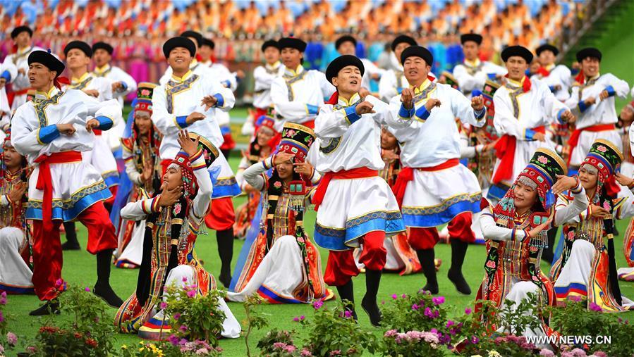 （时政）（8）内蒙古各族各界隆重庆祝自治区成立70周年