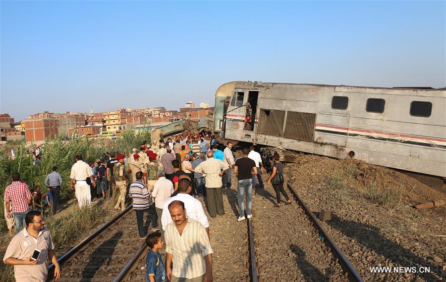 （国际）（7）埃及发生火车相撞事故造成至少36人死亡