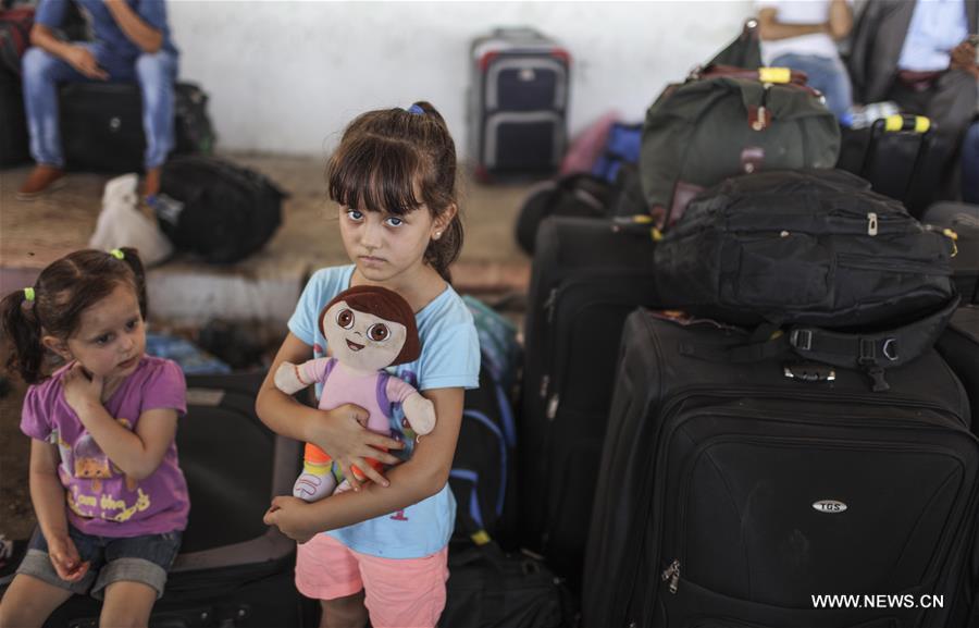 MIDEAST-GAZA-RAFAH CROSSING-REOPEN