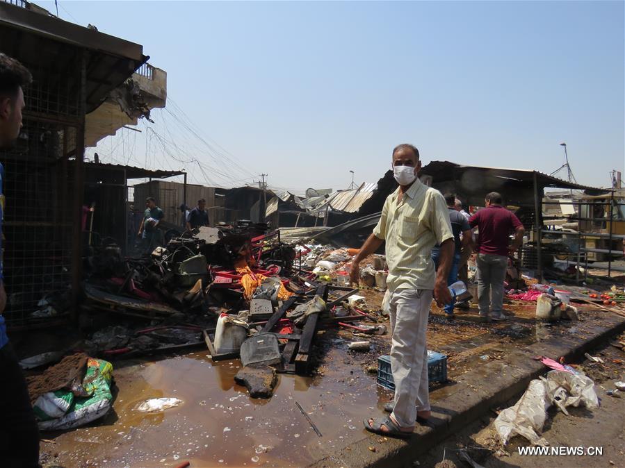 الصورة: ارتفاع حصيلة انفجار سيارة مفخخة شرقي بغداد إلى 12 قتيلا و24 جريحا