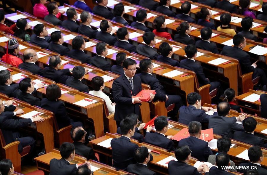 （十九大·XHDW）（6）中国共产党第十九次全国代表大会闭幕会在京举行