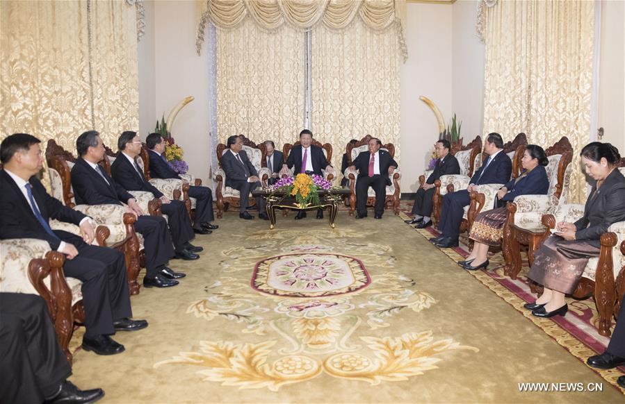 （请以此说明为准）（XHDW）（2）习近平会见老挝人民革命党中央委员会前总书记、前国家主席朱马里