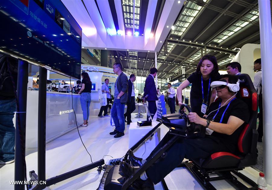 （科技）（2）第十九届中国国际高新技术成果交易会在深圳开幕