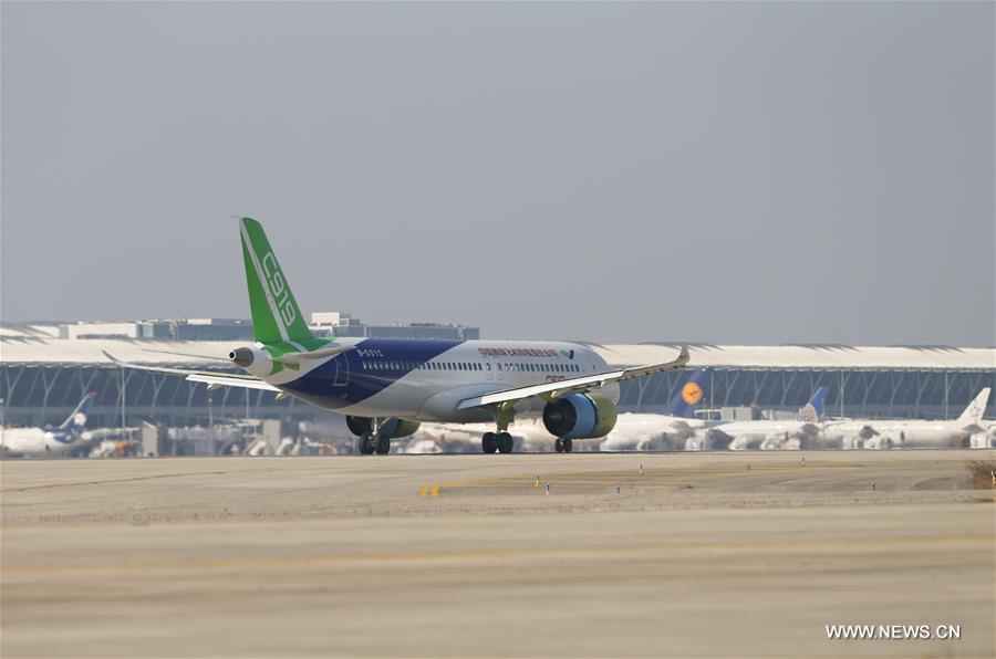 （新华视界）（5）第二架国产大型客机C919完成首次飞行 