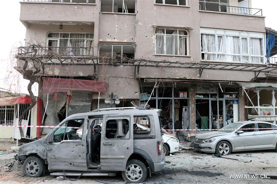 （国际）（1）土耳其边境城市遭火箭弹袭击1死32伤