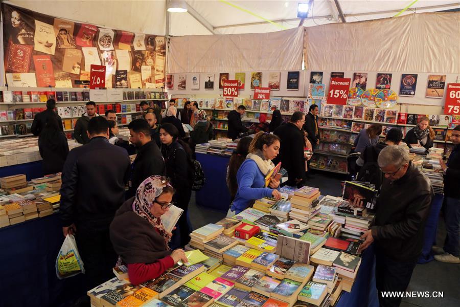 الصورة: انطلاق معرض القاهرة الدولي للكتاب وسط إقبال جماهيري