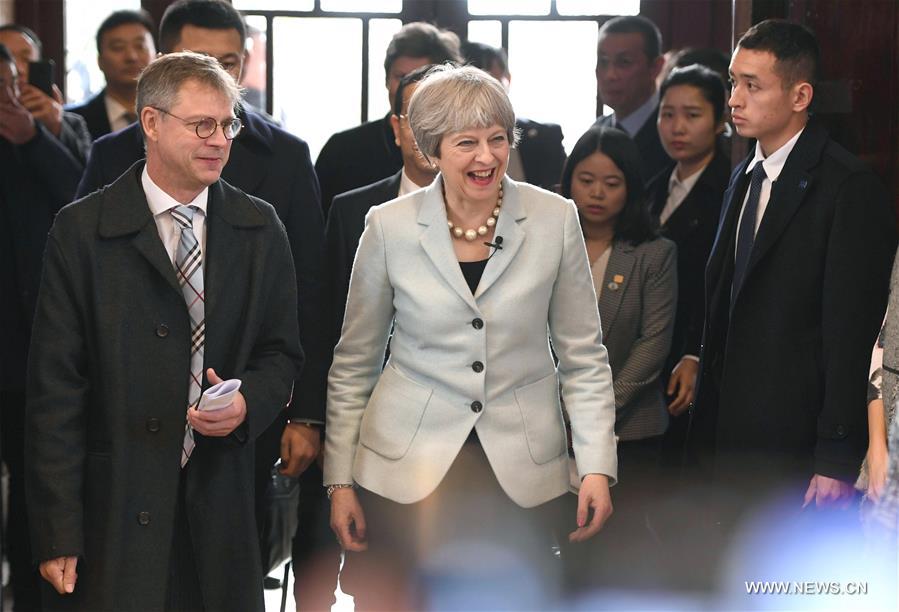 （XHDW）（1）英国首相特雷莎·梅到访武汉大学