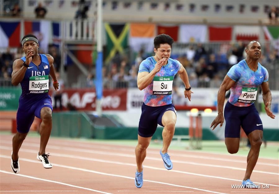（体育）（4）田径——杜塞尔多夫室内赛：苏炳添夺得男子60米冠军