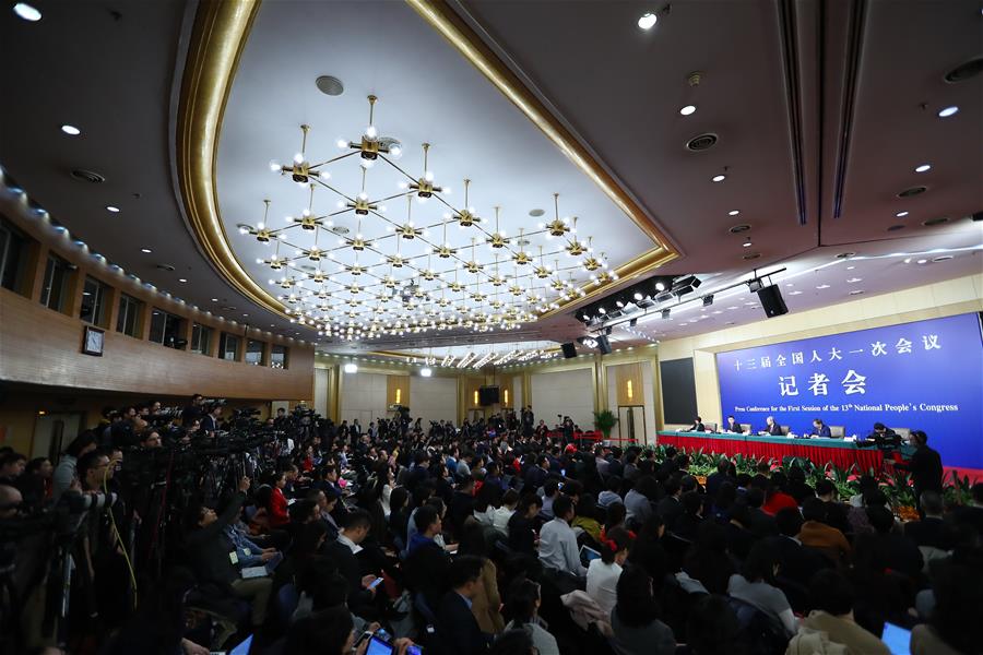 （两会）（2）中国人民银行行长周小川等就“金融改革与发展”答记者问