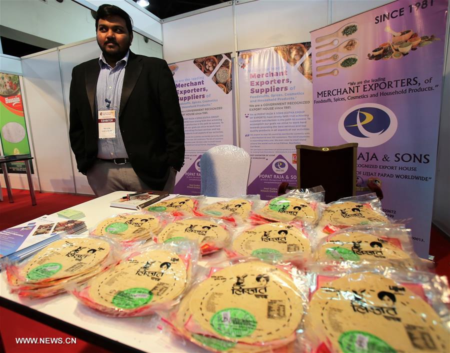 الصورة: افتتاح أول معرض دولي للمنتجات الزراعية في الكويت