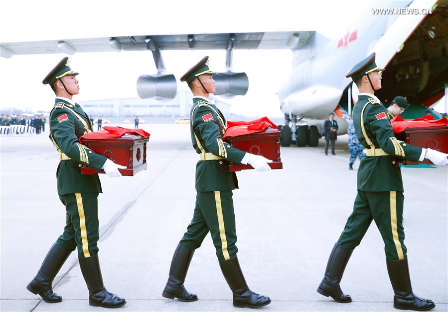 （国际）（3）中韩举行第五批在韩中国人民志愿军烈士遗骸交接仪式