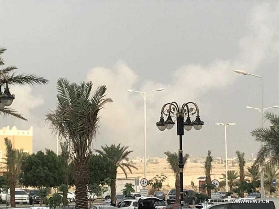 الصورة: السعودية: اعتراض ثلاثة صواريخ باليستية اطلقت من اليمن باتجاه الرياض ونجران وجازان