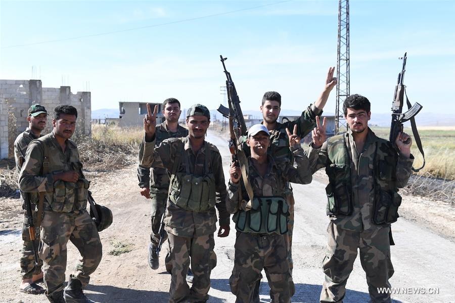 الصورة: الجيش السوري يستعيد السيطرة على بلدة "كفر نبودة" بمحافظة حماة وسط سوريا