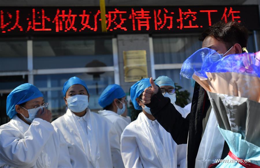 الصورة: المصاب الوحيد بالالتهاب الرئوي الناجم عن فيروس كورونا الجديد يخرج من المستشفى في التبت 