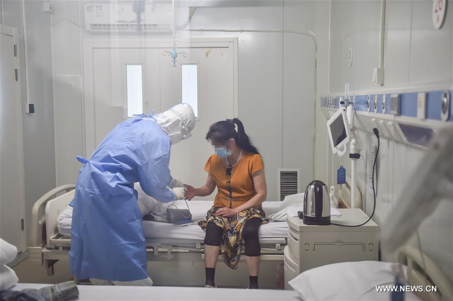 الصورة: جناح العزل بمستشفى ديتان في بكين 