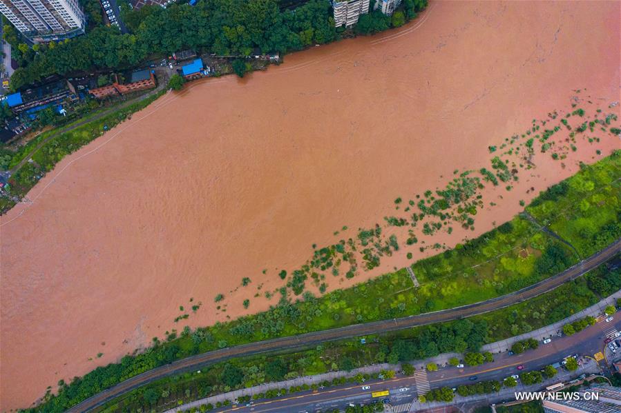 الصورة: فيضانات في تشونغتشينغ جنوب غربي الصين