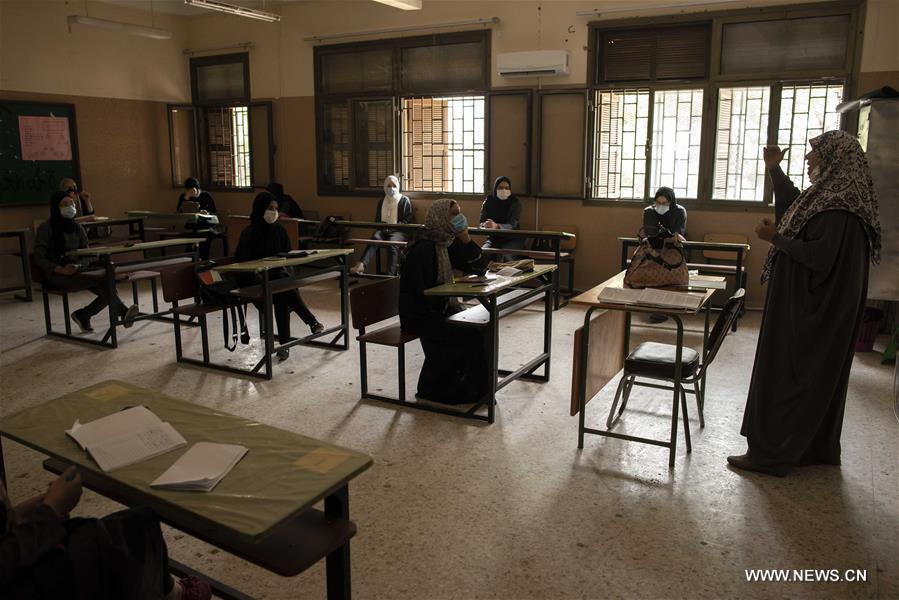 الصورة: استئناف الدراسة بالمدارس الثانوية بالعاصمة الليبية 