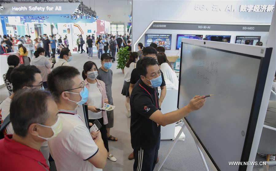 الصورة: ابتكارات وتقنيات معروضة في معرض الصين الدولي لتجارة الخدمات 2020