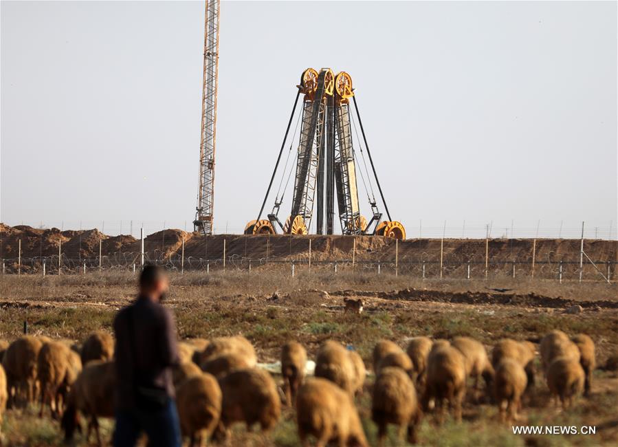 MIDEAST-GAZA-KHAN YOUNIS-TUNNEL