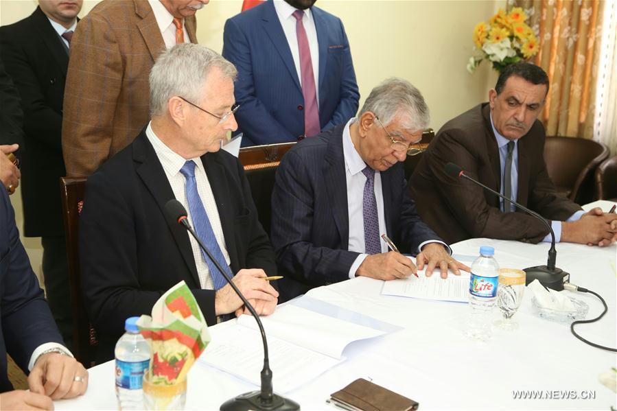 الصورة: العراق يوقع مذكرة تفاهم مع (بي بي) لتطوير حقول نفط كركوك