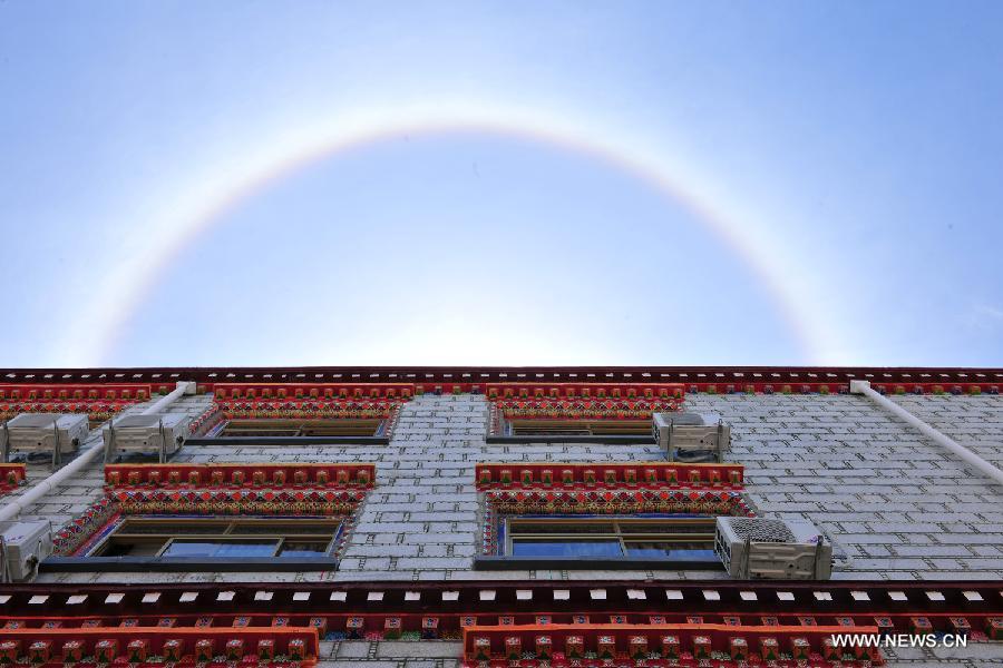 #CHINA-LHASA-SOLAR HALO (CN) 